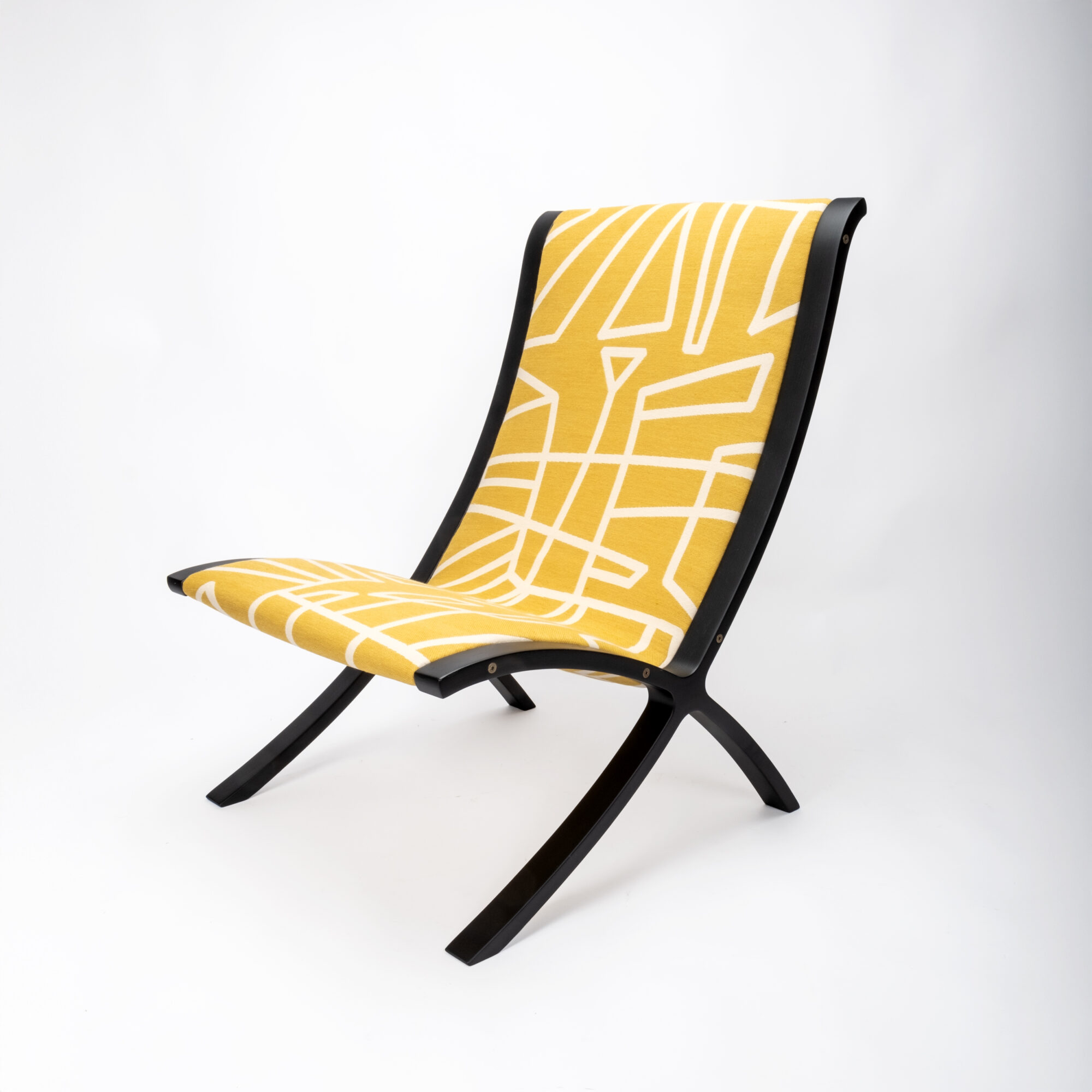 AX-easy-chairs-by-Peter-Hvidt-3